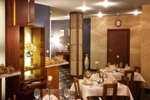 Hotel Classic dining room